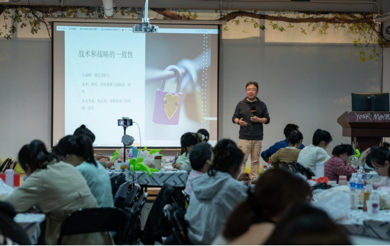 规模领先,战胜通缩!冰球突破人生就是博2024春夏营销会圆满收官 规模领先,战胜通缩!冰球突破人生就是博2024春夏营销会圆满收官